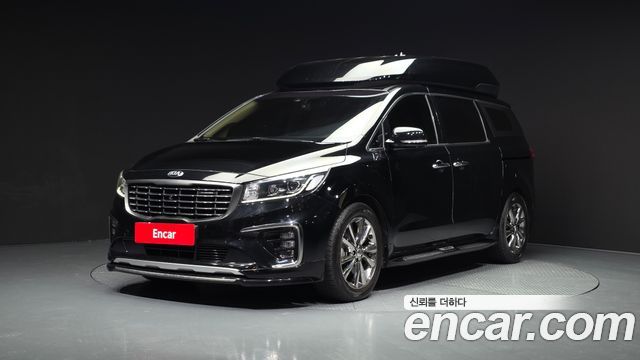 Kia Carnival 7-Seater Hi-Limousine President — пробег 93 512 км — фото 1 из 5