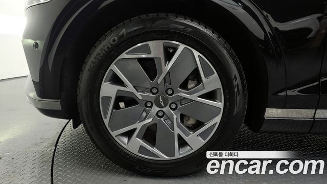 Genesis GV70 из Кореи Encar