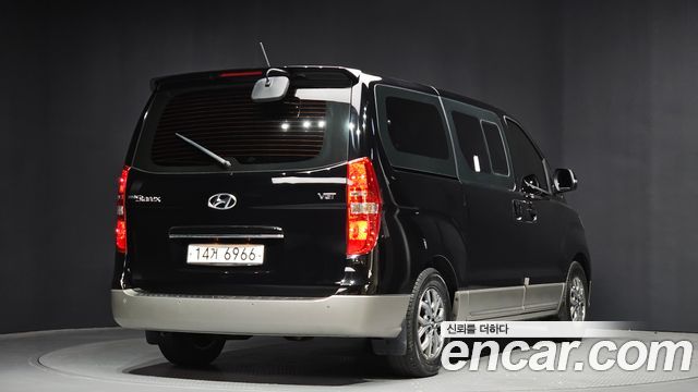 Hyundai Starex Urban 9-Seater Premium Spicial — пробег 35 538 км — фото 2 из 5