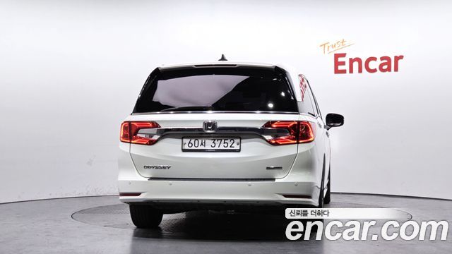Honda Odyssey из Кореи Encar