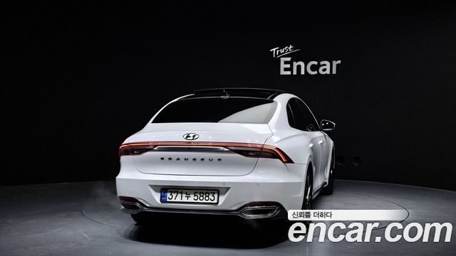 Hyundai Grandeur из Кореи Encar