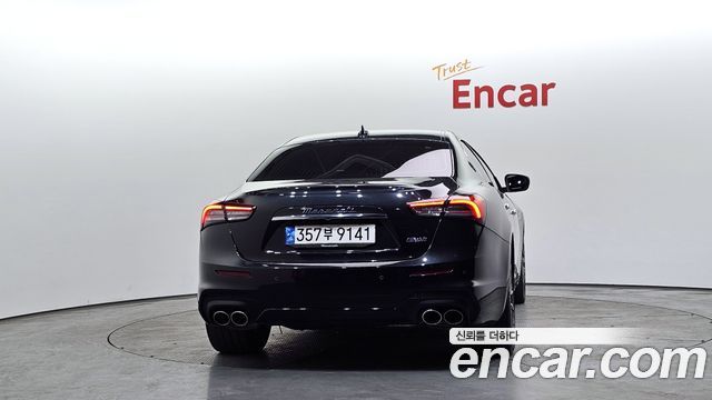 Maserati Ghibli из Кореи Encar