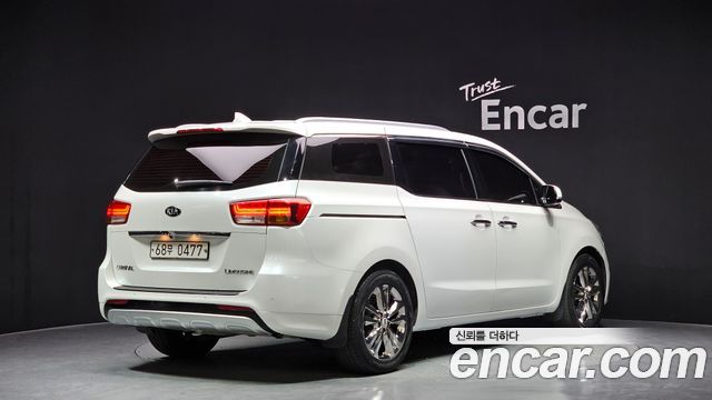 Kia Carnival из Кореи Encar