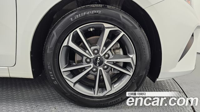 Kia K3 из Кореи Encar