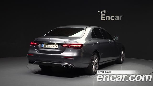 Mercedes-Benz E-Class E350 4MATIC Avantgarde — пробег 109 887 км — фото 2 из 5