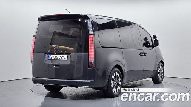Hyundai Staria из Кореи Encar