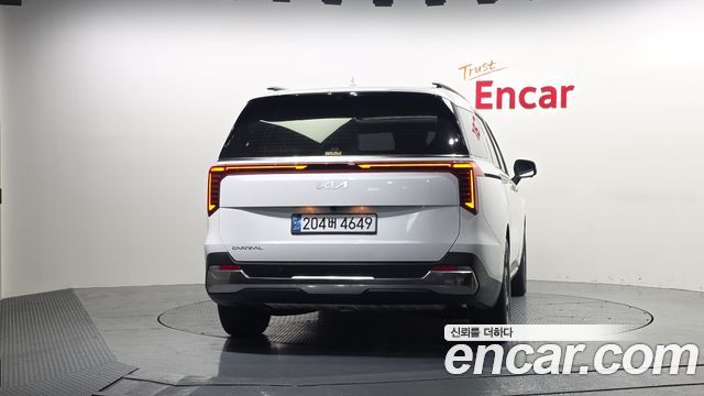 Kia Carnival из Кореи Encar