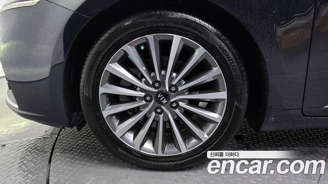 Kia K7 из Кореи Encar