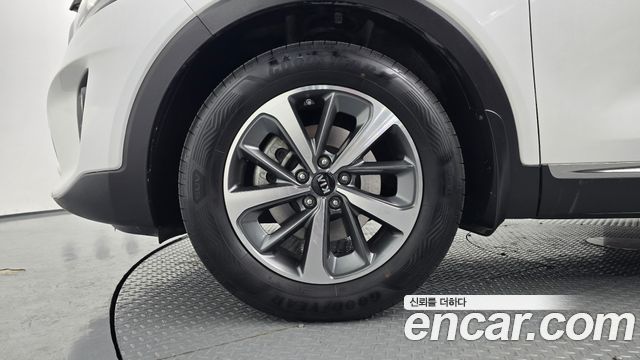 Kia Sorento Diesel 2.0 2WD Prestige — пробег 155 708 км — фото 5 из 5