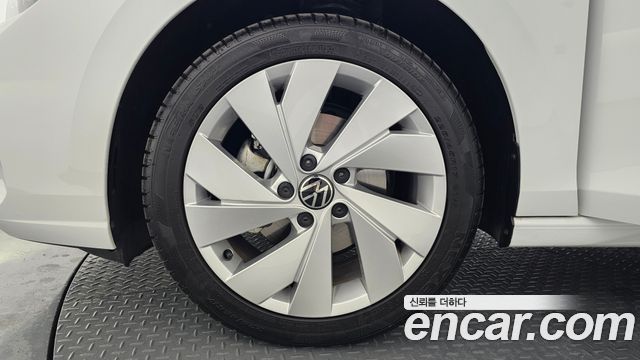 Volkswagen Golf из Кореи Encar
