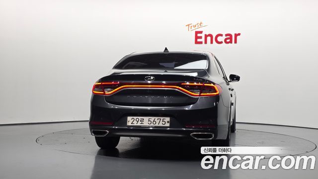 Hyundai Grandeur из Кореи Encar