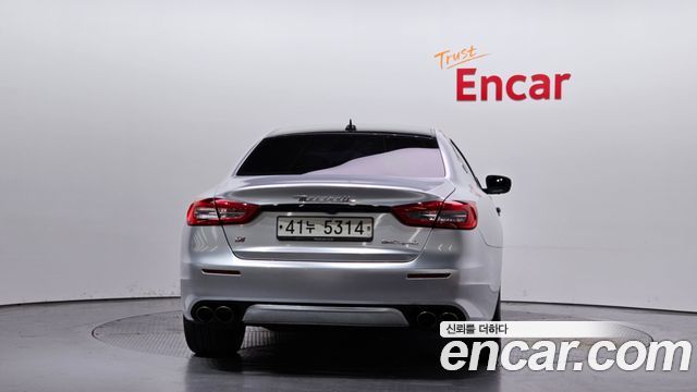 Maserati Quattroporte из Кореи Encar
