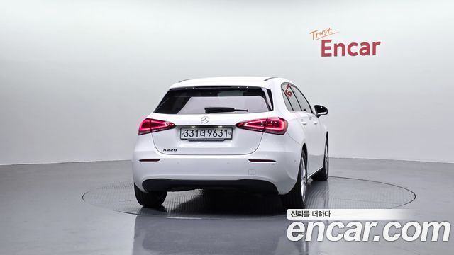 Mercedes-Benz A-Class из Кореи Encar