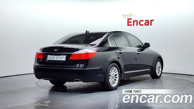Hyundai Genesis из Кореи Encar