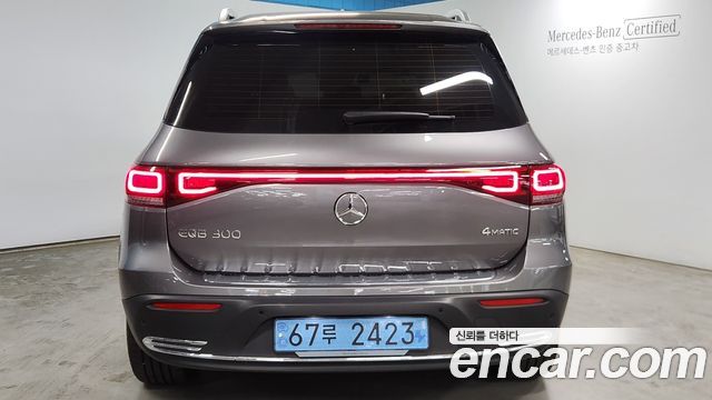 Mercedes-Benz EQB EQB300 4MATIC Electric Art — пробег 31 921 км — фото 4 из 5