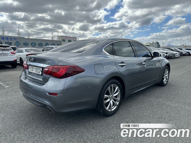 Infiniti Q70 из Кореи Encar