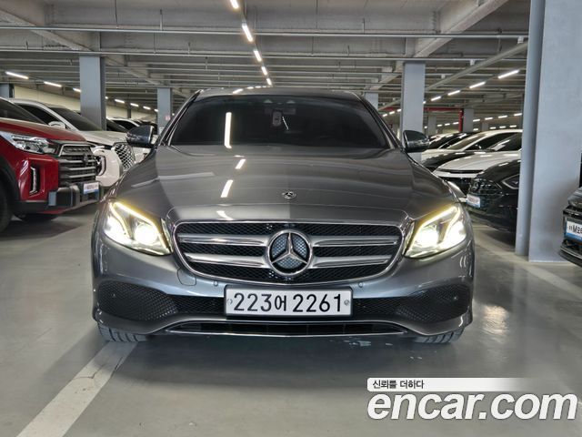 Mercedes-Benz E-Class E220d Avantgarde — пробег 94 535 км — фото 4 из 5