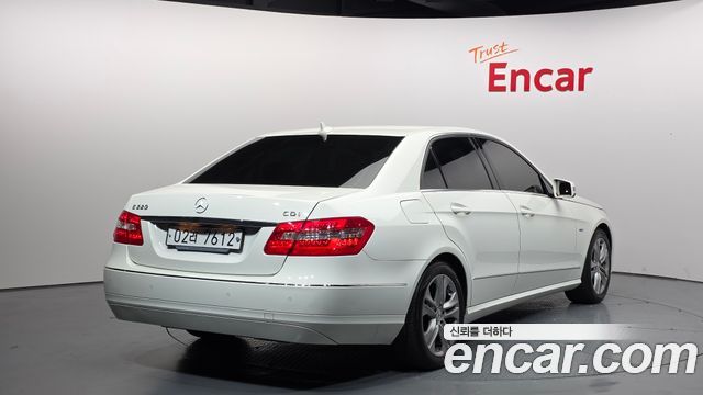 Mercedes-Benz E-Class из Кореи Encar