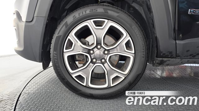 Jeep Renegade 2.0 Diesel Limited AWD — пробег 149 368 км — фото 5 из 5