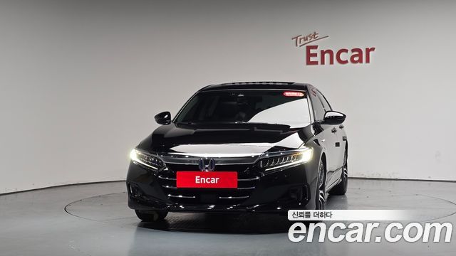 Honda Accord 2.0 Hybrid Touring — пробег 87 829 км — фото 3 из 5
