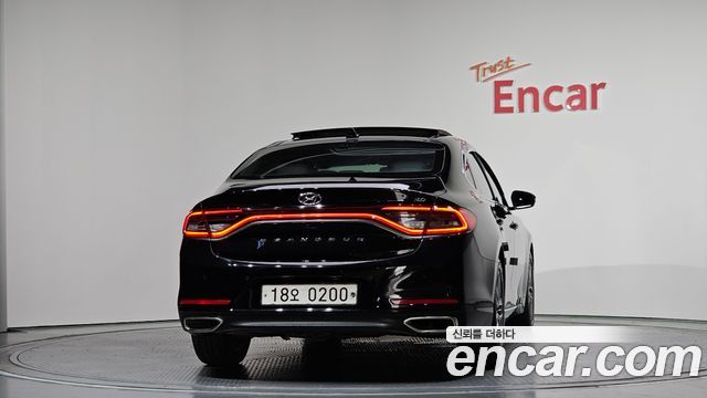 Hyundai Grandeur из Кореи Encar