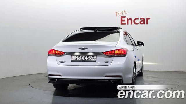 Hyundai Genesis из Кореи Encar