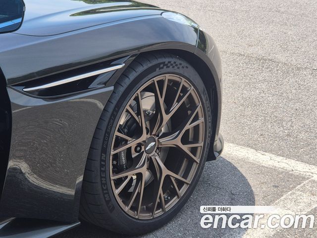 Astonmartin DB12 из Кореи Encar