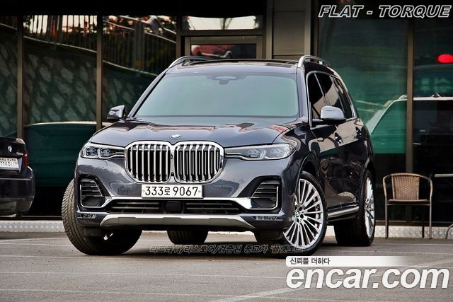 BMW X7 xDrive 40i Design Pure Excellence 6-Seater — пробег 26 444 км — фото 1 из 5