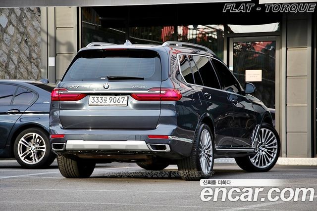 BMW X7 xDrive 40i Design Pure Excellence 6-Seater — пробег 26 444 км — фото 2 из 5