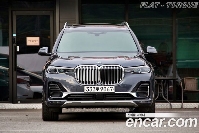 BMW X7 xDrive 40i Design Pure Excellence 6-Seater — пробег 26 444 км — фото 3 из 5