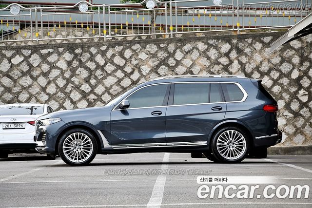 BMW X7 xDrive 40i Design Pure Excellence 6-Seater — пробег 26 444 км — фото 4 из 5