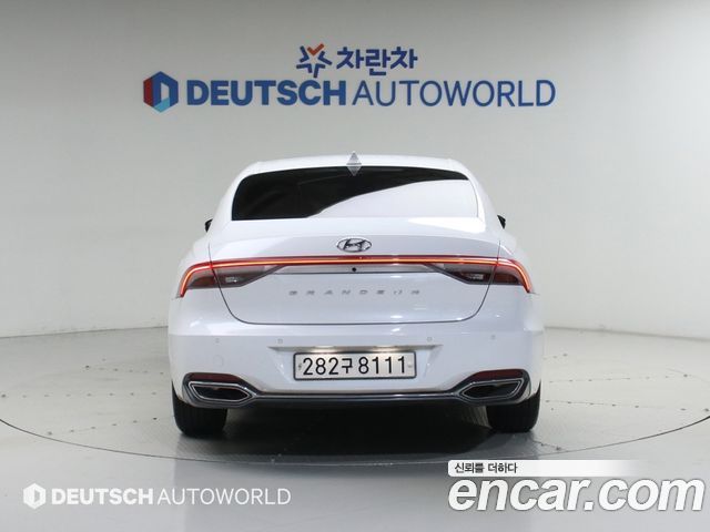 Hyundai Grandeur 3.3 Premium Choice — пробег 129 000 км — фото 4 из 5