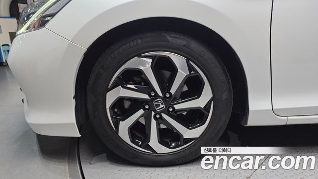 Honda Accord из Кореи Encar