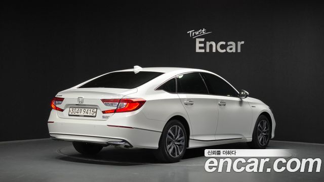 Honda Accord 2.0 Hybrid Touring — пробег 53 082 км — фото 2 из 5