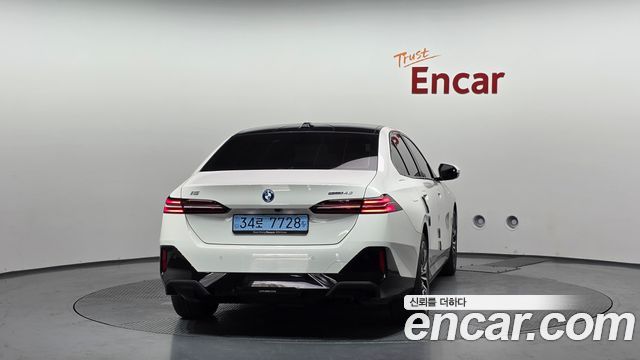 BMW i5 из Кореи Encar