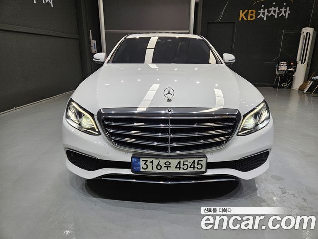 Mercedes-Benz E-Class из Кореи Encar