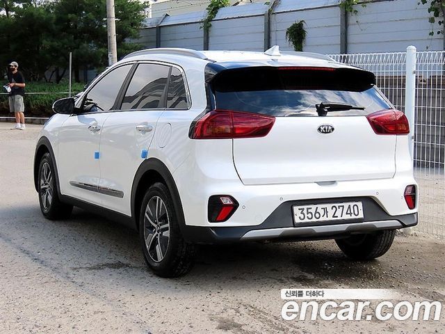 Kia Niro из Кореи Encar