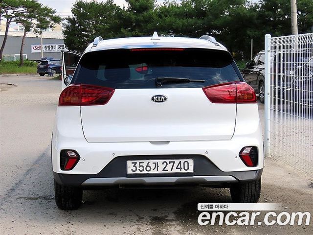 Kia Niro из Кореи Encar