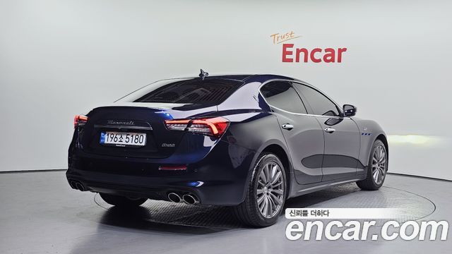 Maserati Ghibli из Кореи Encar