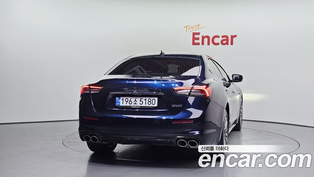 Maserati Ghibli из Кореи Encar