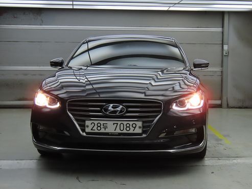 Hyundai Grandeur 2.4 Premium — пробег 180 000 км — фото 2 из 5