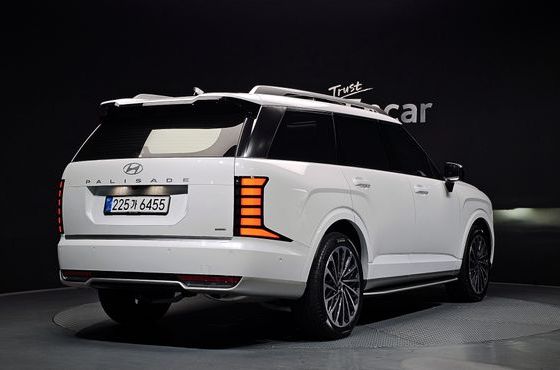Hyundai Palisade HEV 2.5T 4WD 9-Seater Calligraphy — пробег 3 471 км — фото 2 из 5