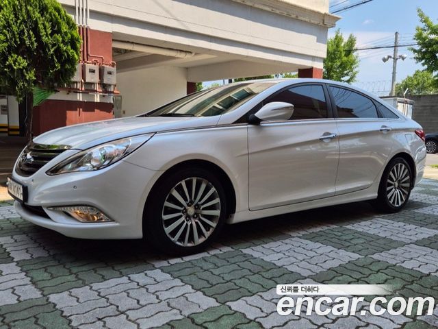 Hyundai Sonata CVVL Premium — пробег 111 345 км — фото 1 из 5