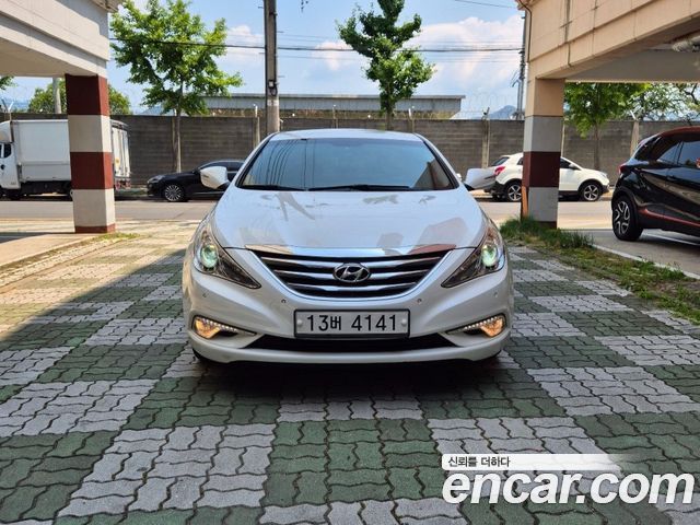 Hyundai Sonata CVVL Premium — пробег 111 345 км — фото 2 из 5