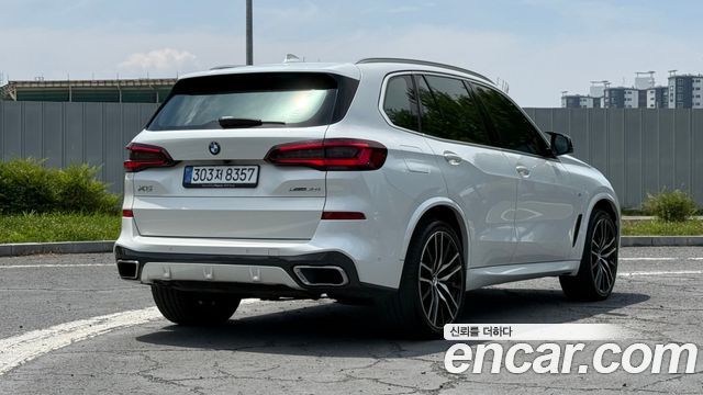 BMW X5 xDrive 40i M sports Onlie Exclusive Edition — пробег 88 100 км — фото 2 из 5