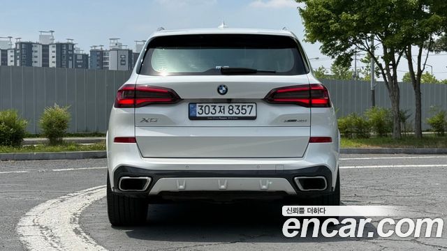 BMW X5 xDrive 40i M sports Onlie Exclusive Edition — пробег 88 100 км — фото 4 из 5