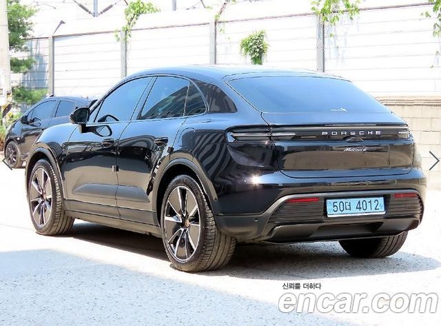 Porsche Macan из Кореи Encar