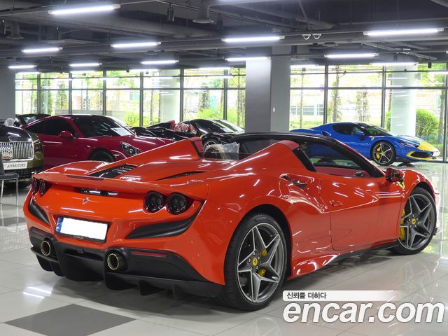 Ferrari F8 из Кореи Encar