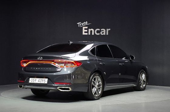 Hyundai Grandeur 2.4 Premium — пробег 51 890 км — фото 2 из 5