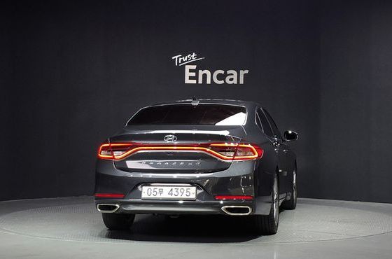 Hyundai Grandeur 2.4 Premium — пробег 51 890 км — фото 4 из 5